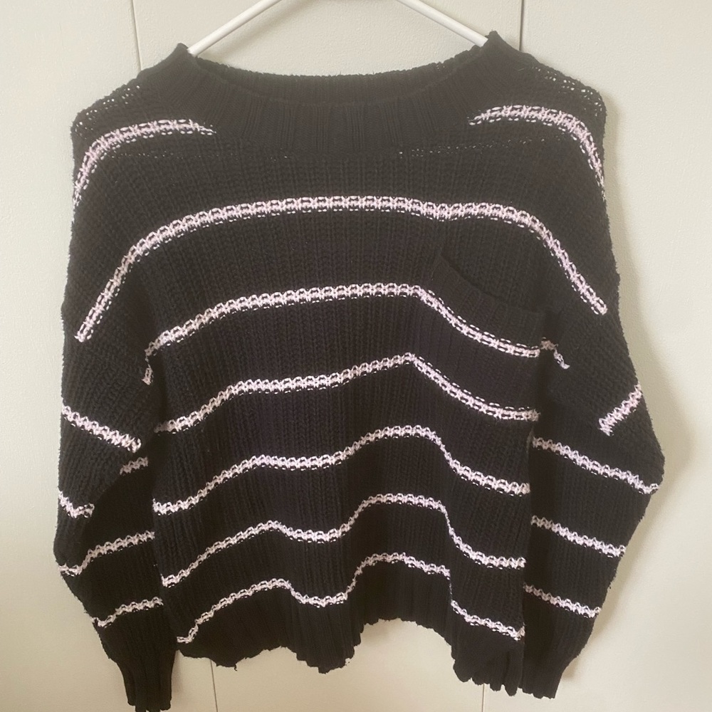 American Eagle sweater